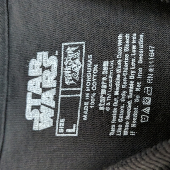 Star Wars Men's Short Sleeve Graphic Tee Sz Lg Darth Vader - Picture 3 of 4